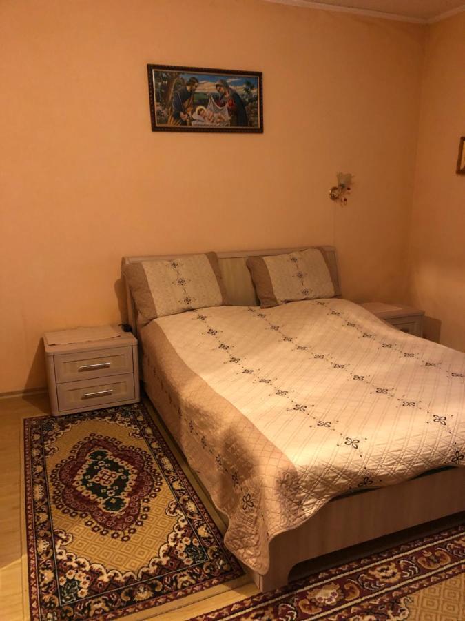 Біля Комори Pilipets Екстериор снимка